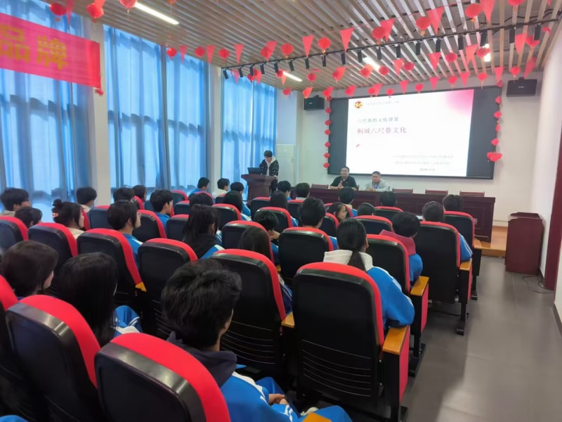 2ff3dbde93fe5ef249f689eeaf0754de